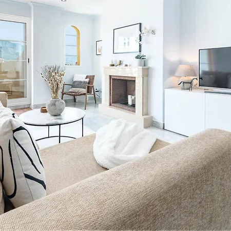 Appartement Sam24i- Cozy Walking Distance To Marbellac