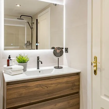 Apartamento Sam24i- Cozy Walking Distance To *