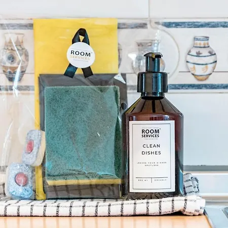 Sam24i- Cozy Walking Distance To *