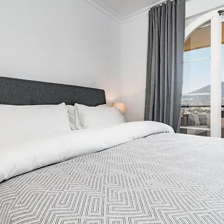 Sam24i- Cozy Walking Distance To