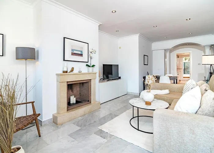 公寓 Sam2.4i- Cozy Walking Distance To 马尔韦利亚