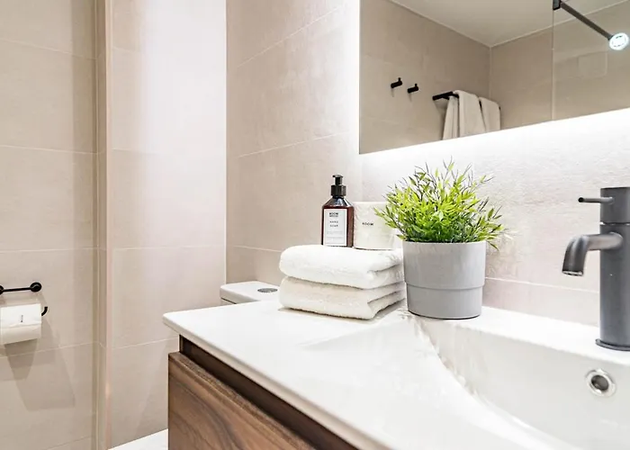 Sam2.4i- Cozy Walking Distance To * 马尔韦利亚