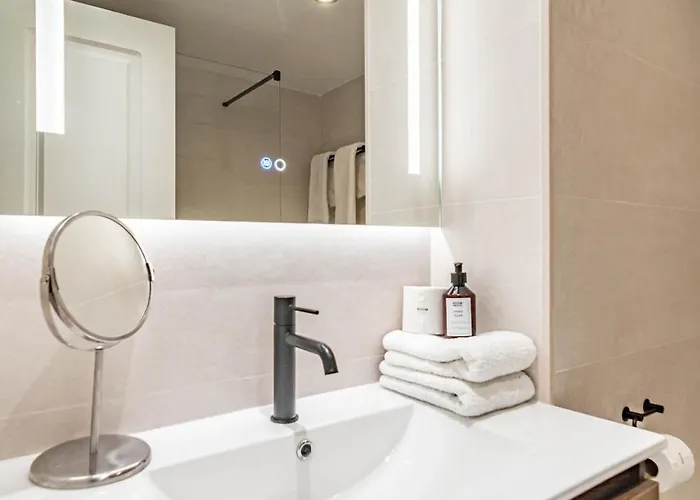 Sam2.4i- Cozy Walking Distance To 公寓