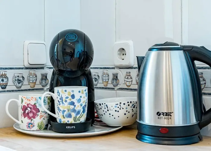 Sam2.4i- Cozy Walking Distance To