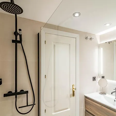 Sam24i- Cozy Walking Distance To Marbella