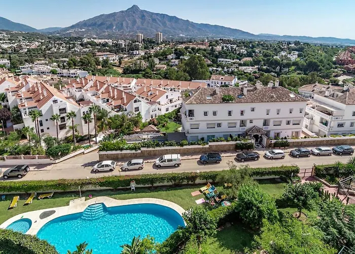 Sam2.4i- Cozy Walking Distance To Apartment Marbella